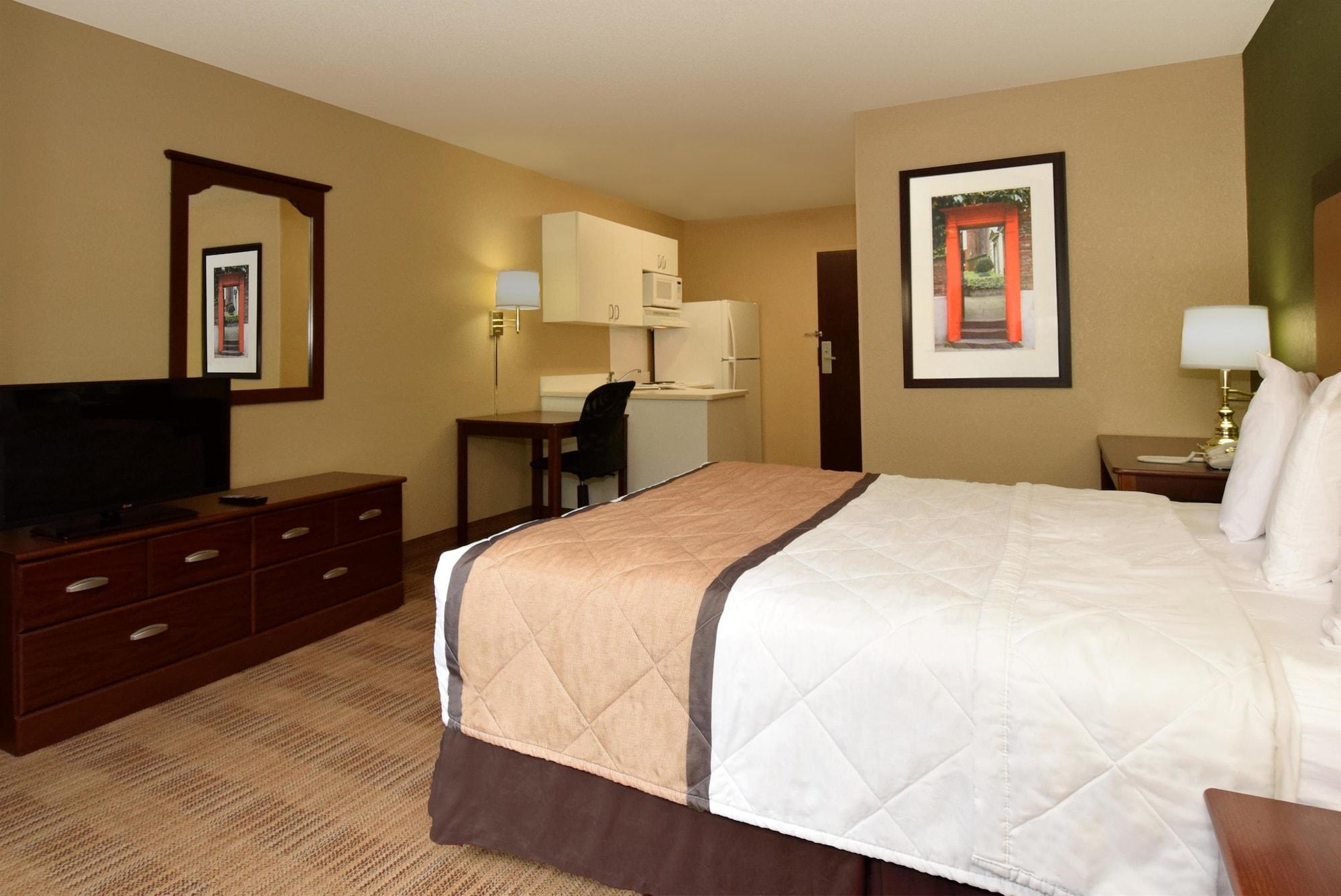 Extended Stay America Suites - Rockford - I-90 Екстер'єр фото