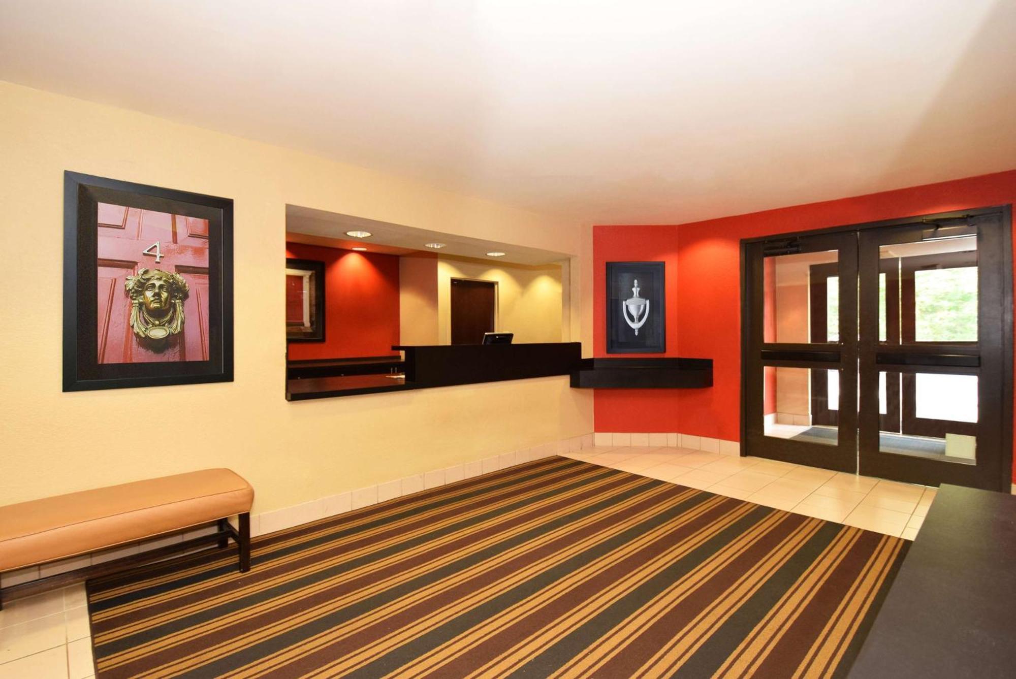 Extended Stay America Suites - Rockford - I-90 Екстер'єр фото