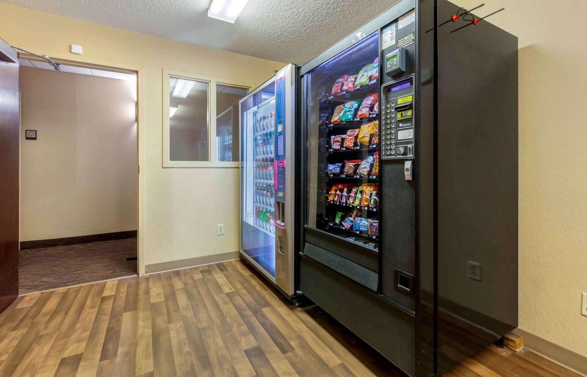 Extended Stay America Suites - Rockford - I-90 Екстер'єр фото