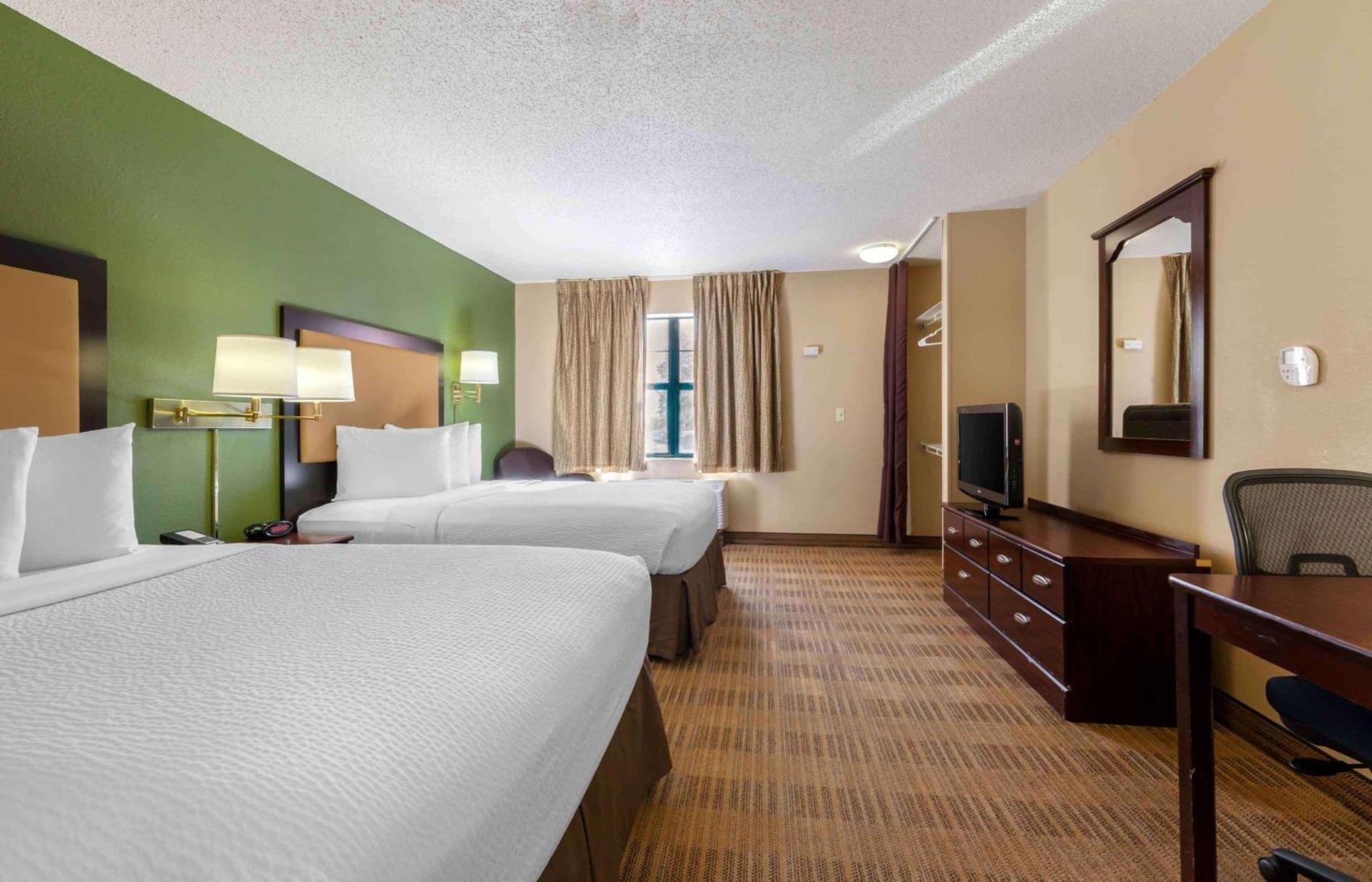Extended Stay America Suites - Rockford - I-90 Екстер'єр фото