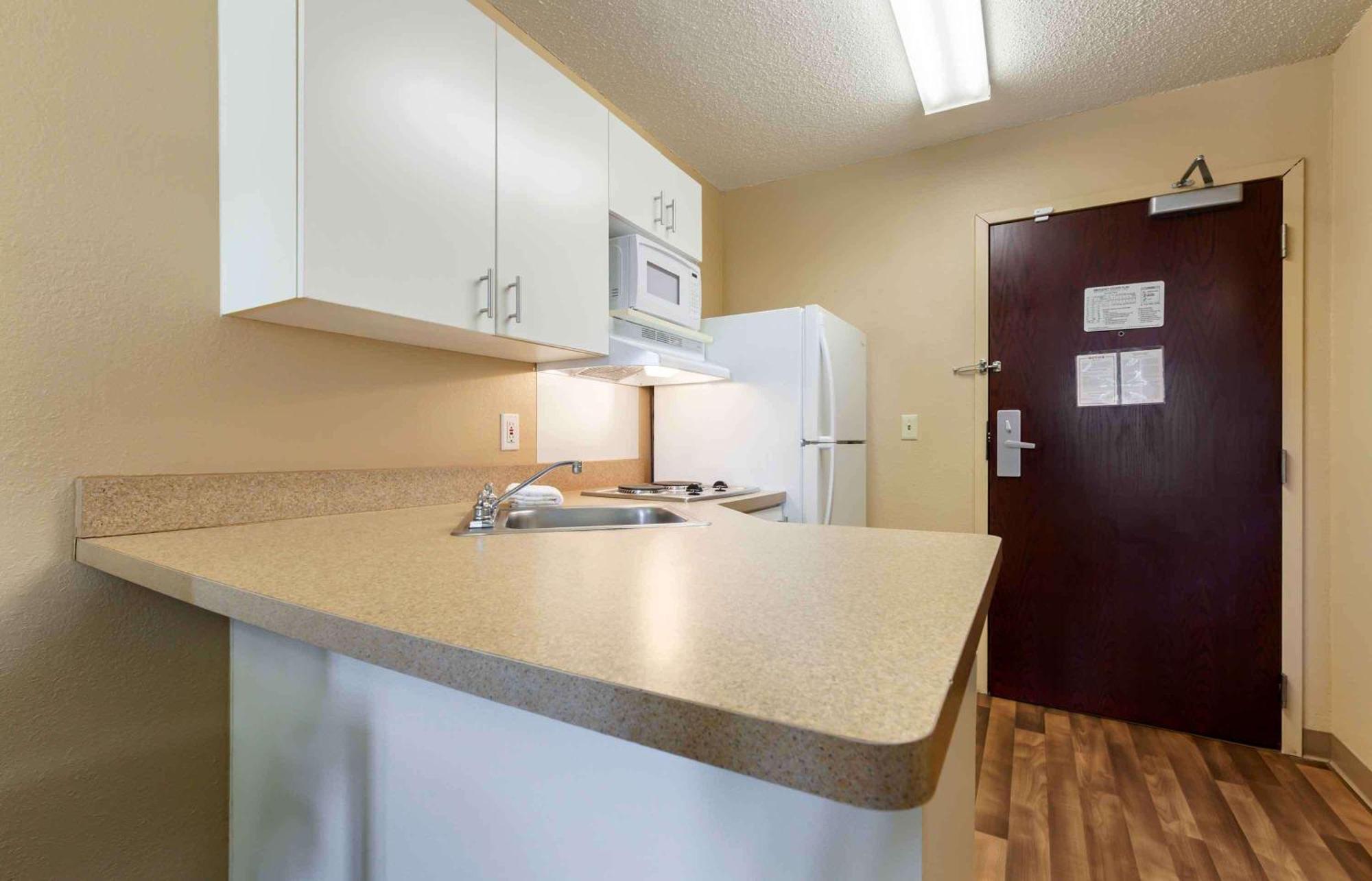 Extended Stay America Suites - Rockford - I-90 Екстер'єр фото