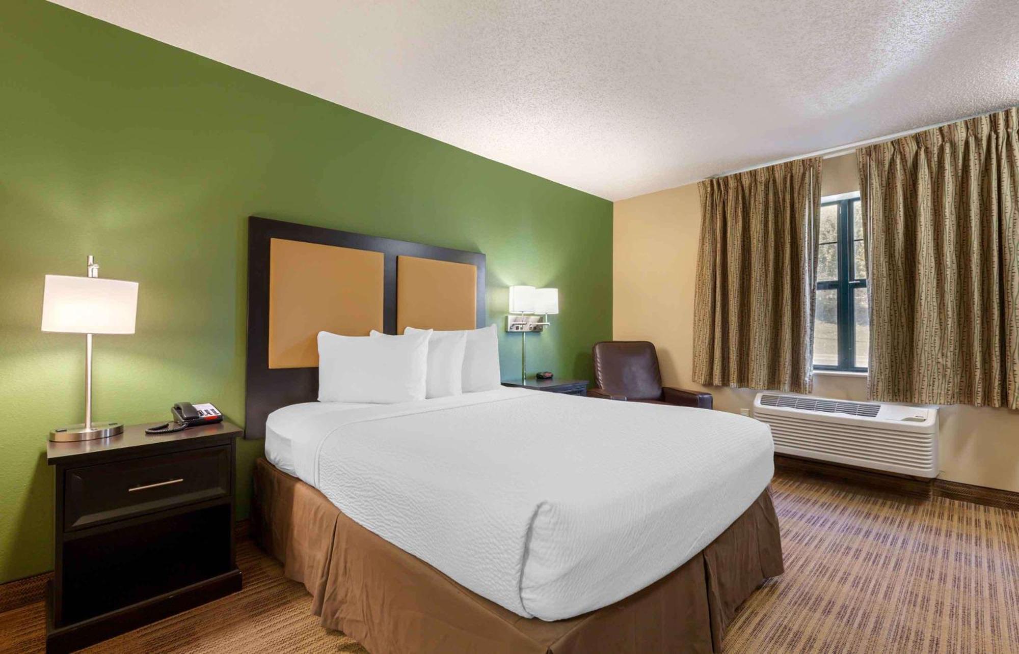 Extended Stay America Suites - Rockford - I-90 Екстер'єр фото