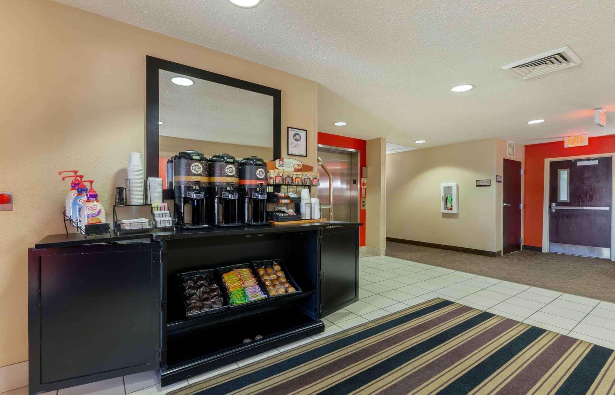 Extended Stay America Suites - Rockford - I-90 Екстер'єр фото