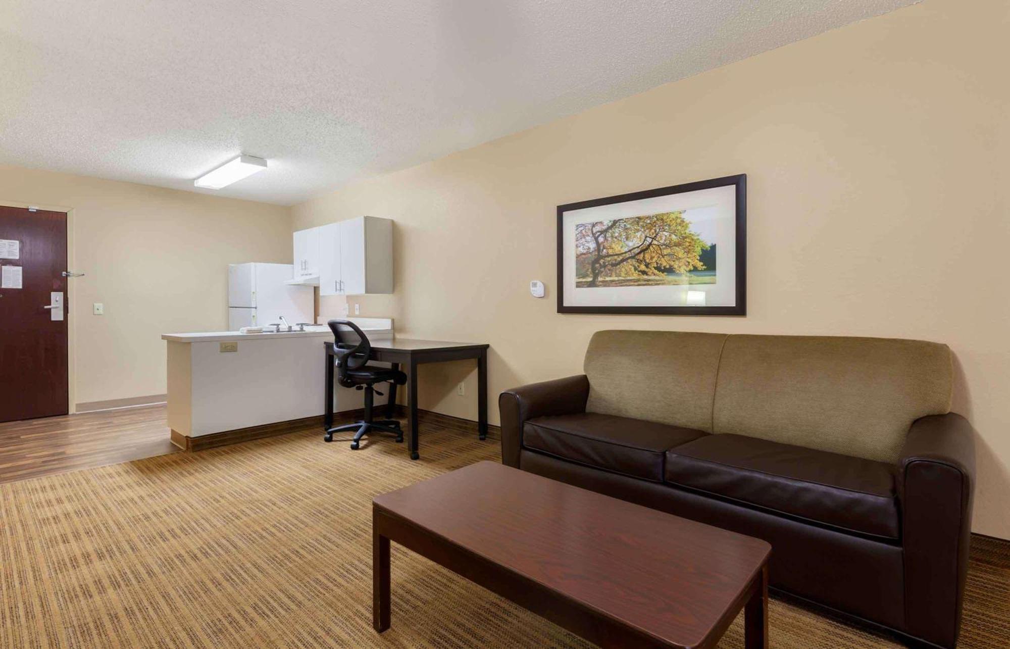 Extended Stay America Suites - Rockford - I-90 Екстер'єр фото