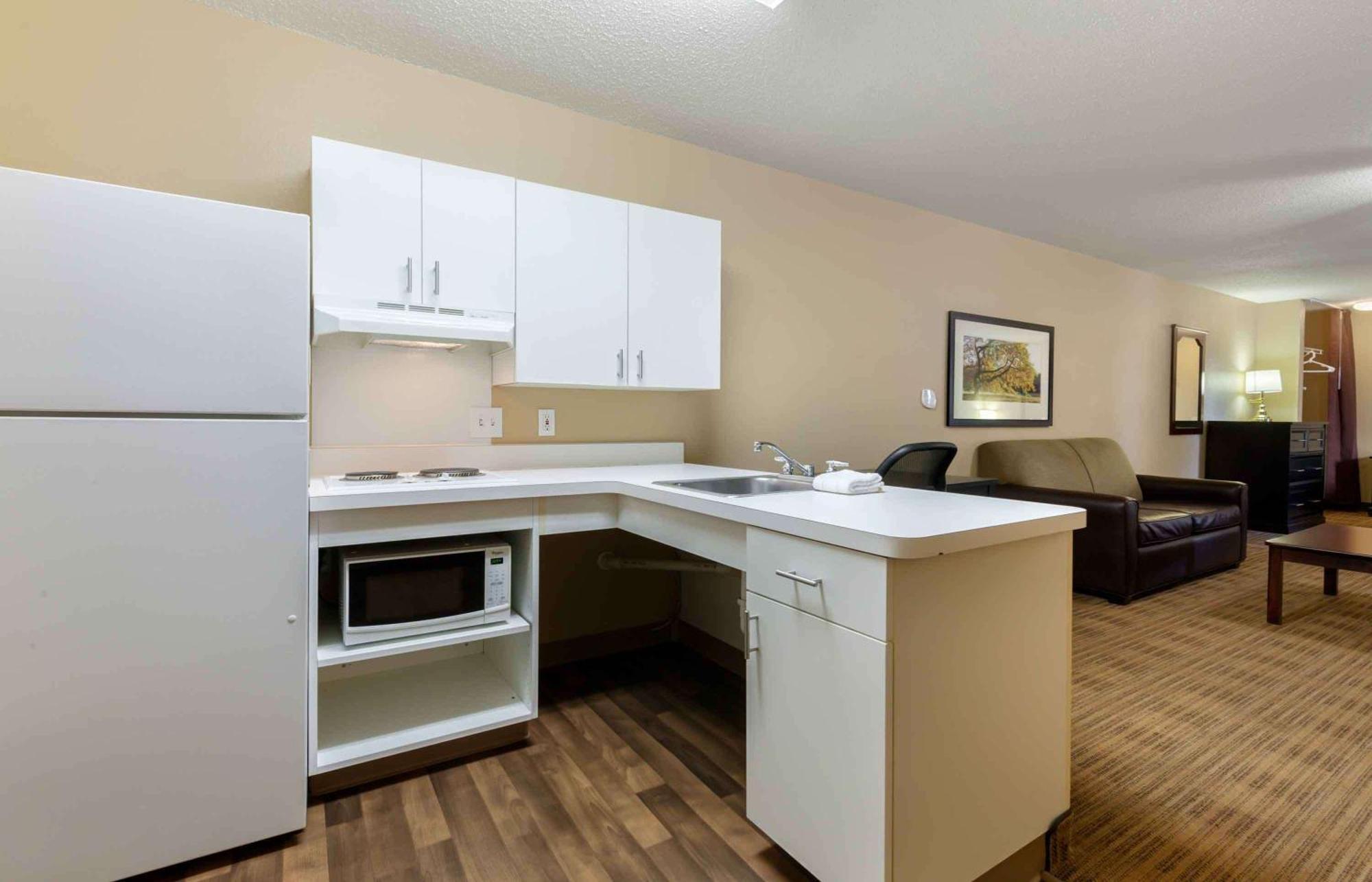 Extended Stay America Suites - Rockford - I-90 Екстер'єр фото