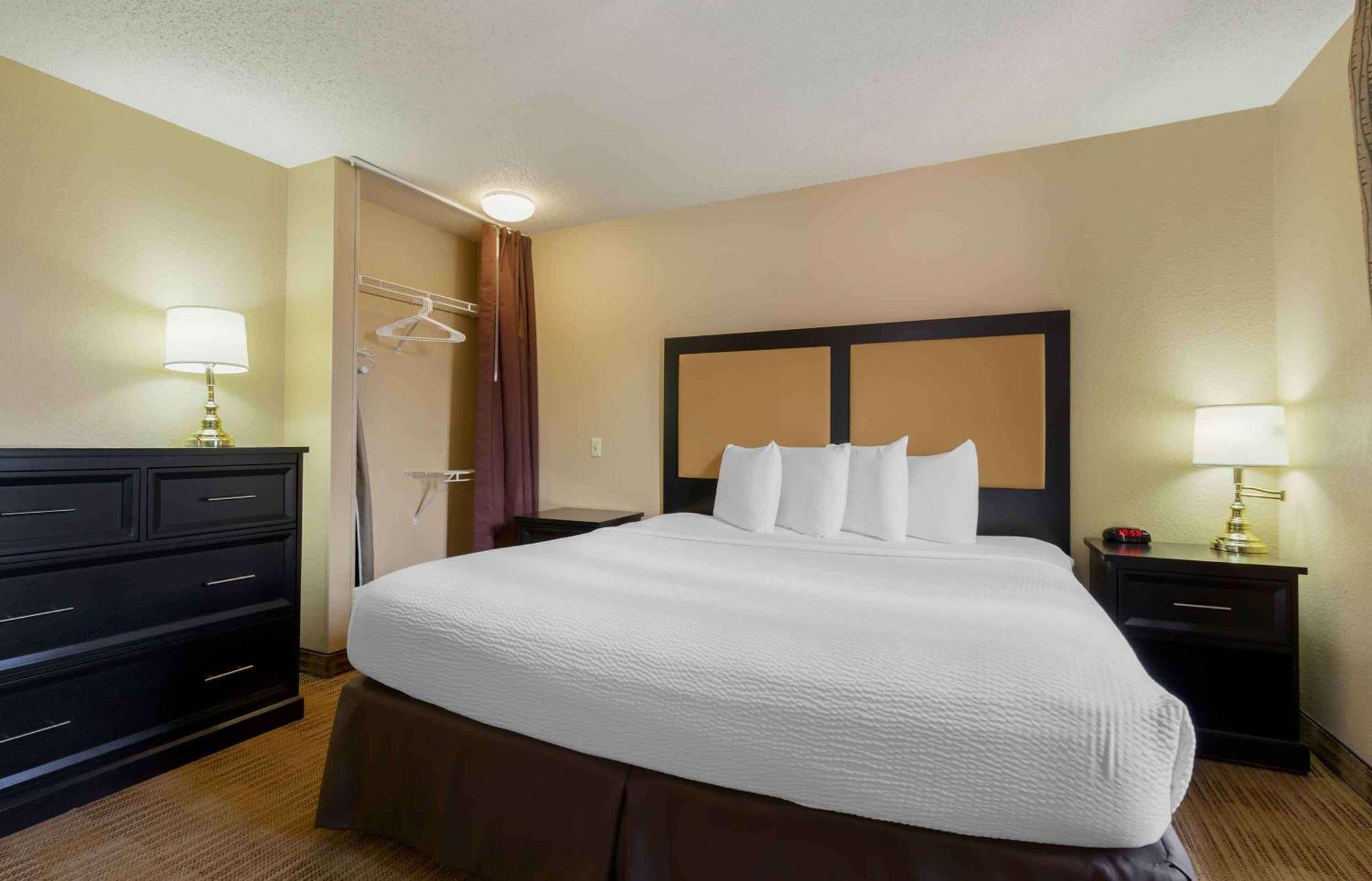 Extended Stay America Suites - Rockford - I-90 Екстер'єр фото
