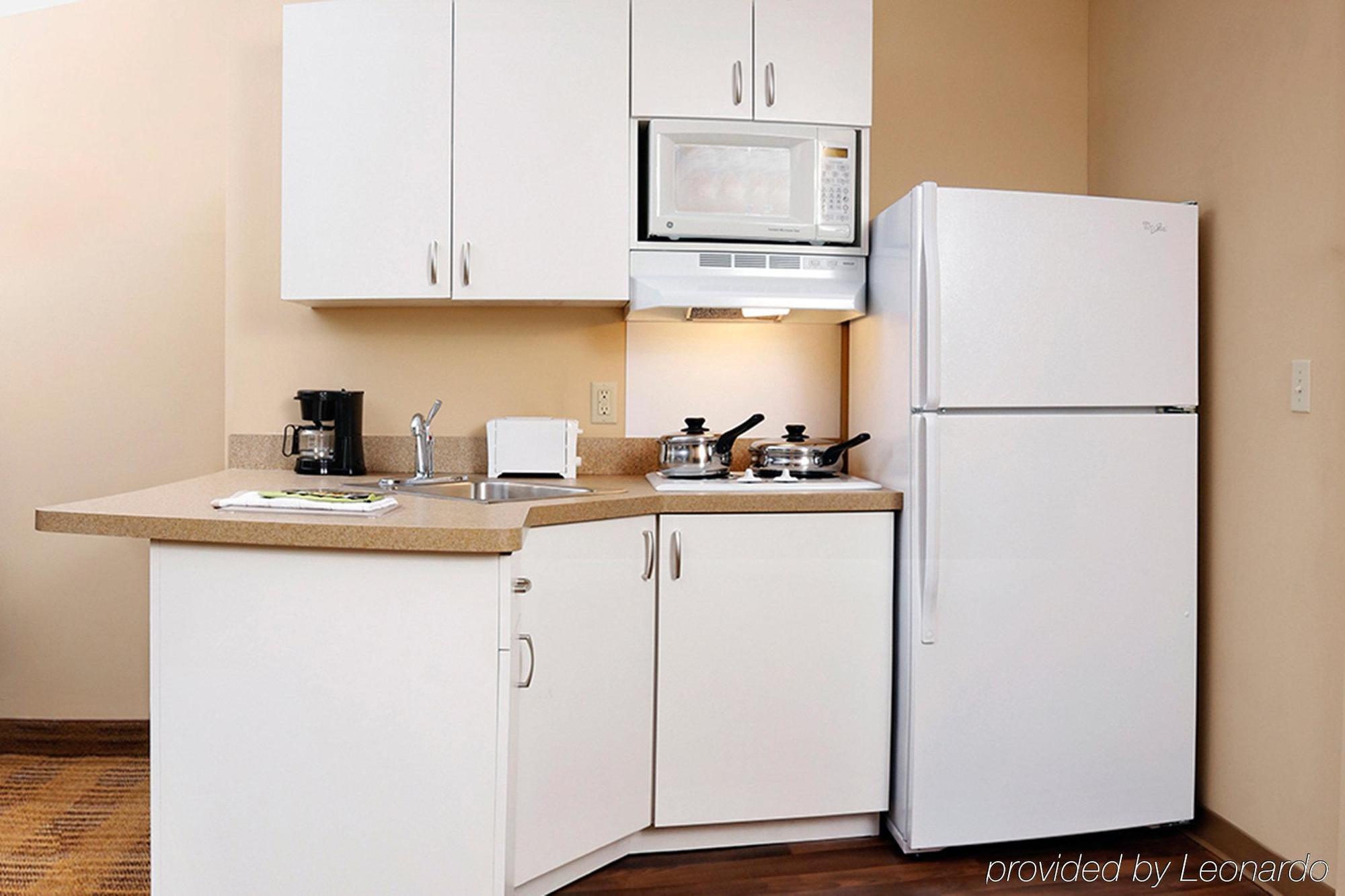 Extended Stay America Suites - Rockford - I-90 Екстер'єр фото