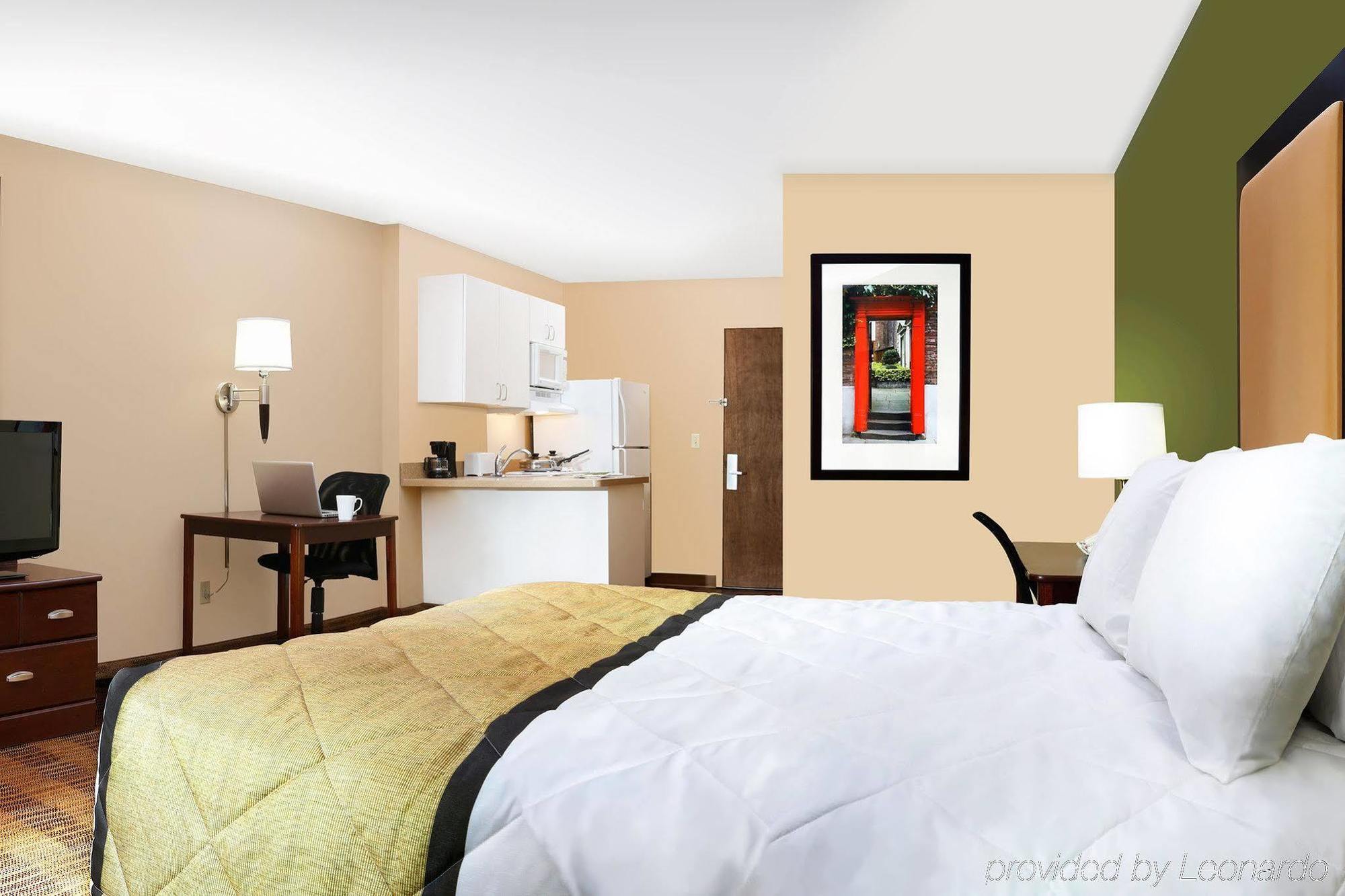 Extended Stay America Suites - Rockford - I-90 Екстер'єр фото