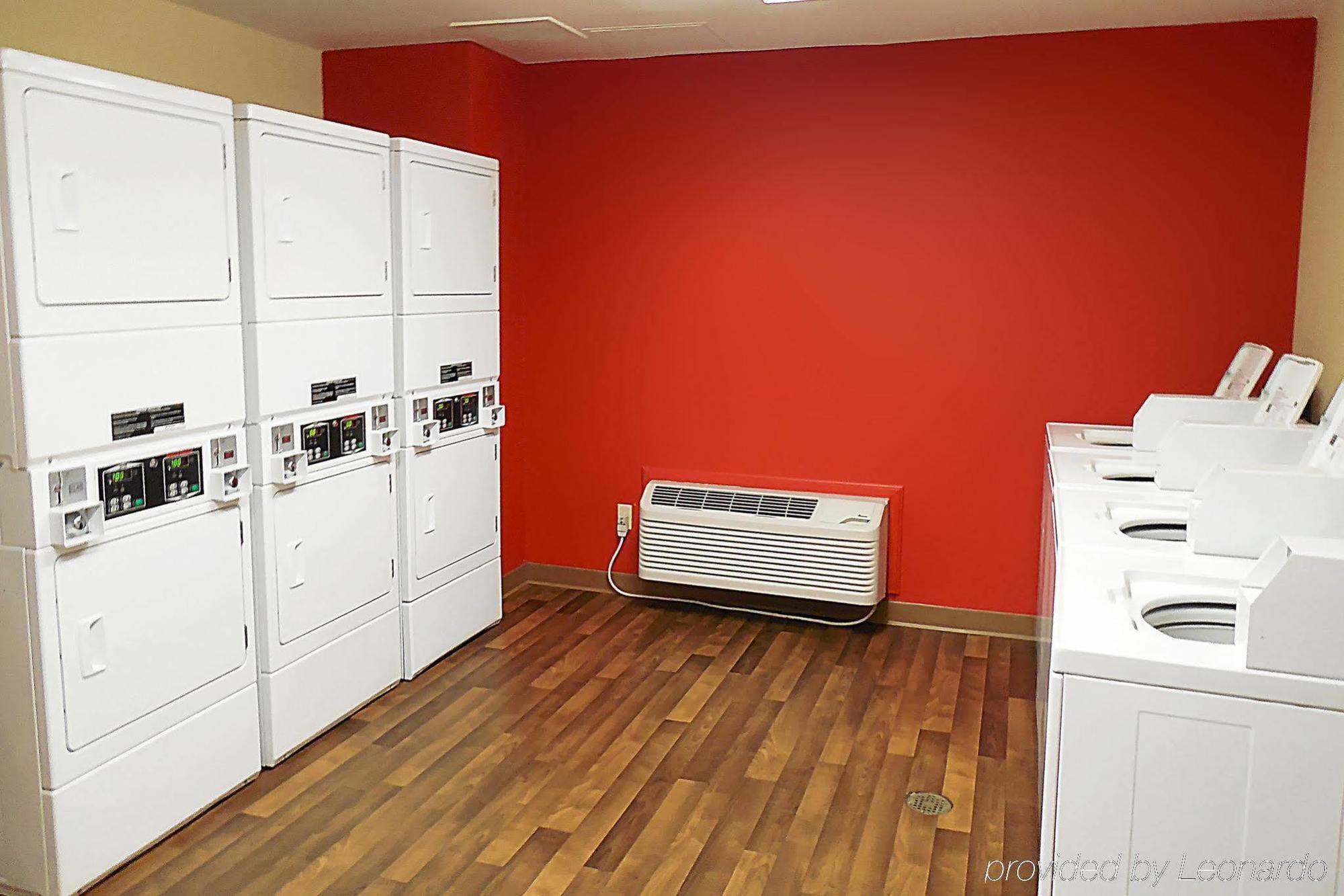 Extended Stay America Suites - Rockford - I-90 Екстер'єр фото